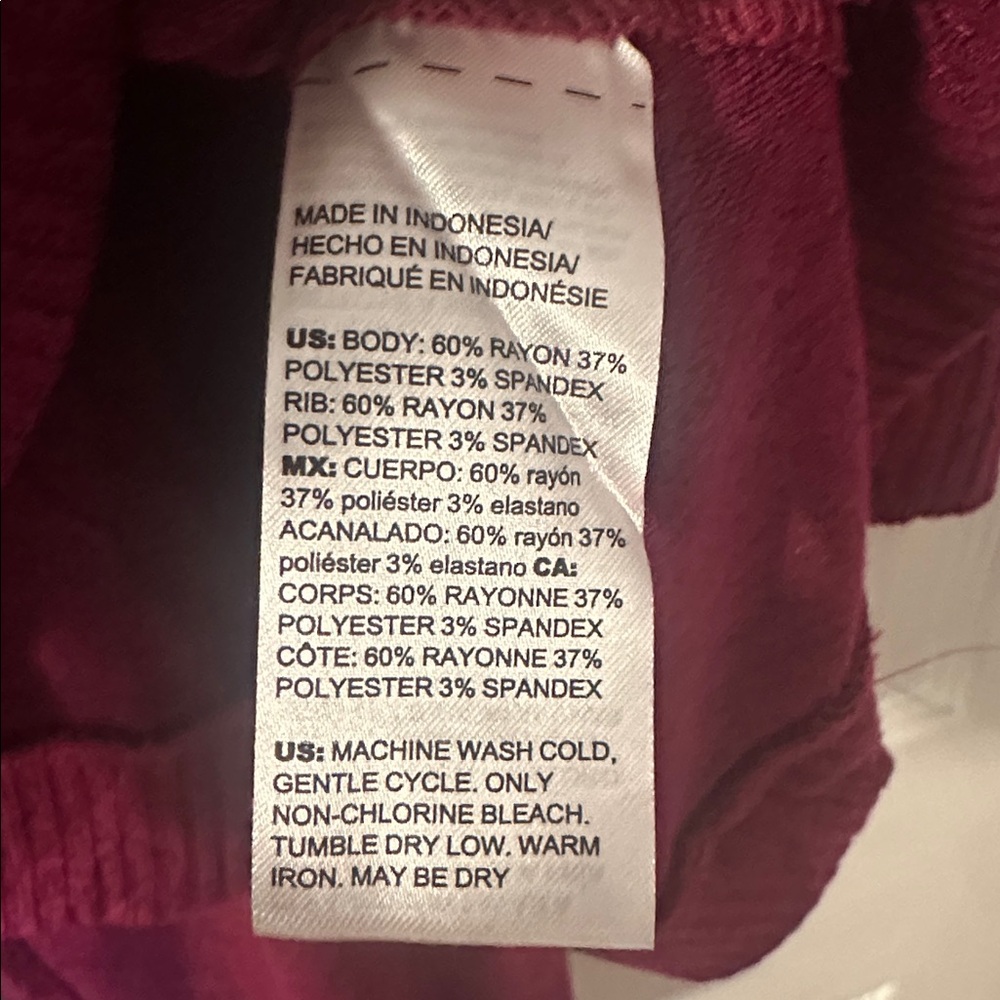 Chico's Zenergy Burgundy/Black Mix 2 piece outfit - Picture 3 of 10